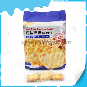 soda biscuit