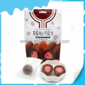 Chocolate-cocoa flavor dry strawberry chocolate coated ball 